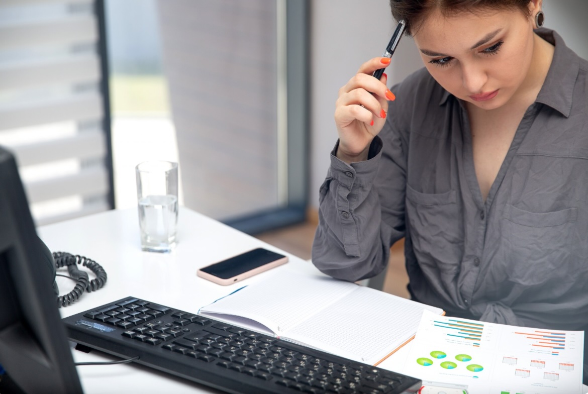 CRA My Account features Canada 2026 — RRSP TFSA NOA T4 direct deposit benefits
