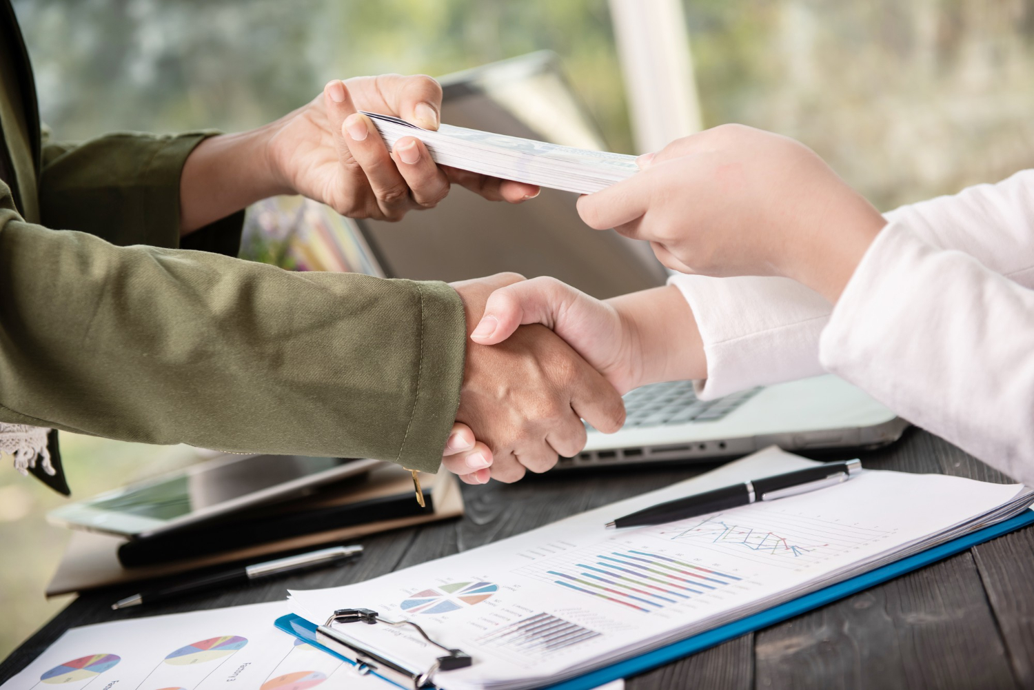 Business debt consolidation refinancing Canada — BDC loan bank financing